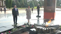 Depunere de flori la Complexul Memorial „Eternitate”. Maia Sandu: Nu există nicio contradicție între pace si aspirațiile pentru pace ale Rep. Moldova și nu  trebuie să permitem nimănui să ne dezbine