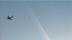 Militarii din R.Moldova și SUA au executat salturi cu parașuta în cadrul exercițiului „Swift Response-2024”