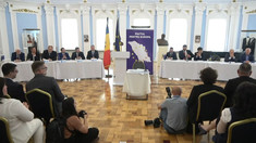 „Pactul pentru Europa”. 13 partide politice au semnat un acord de susținere a parcursului european al Republicii Moldova