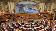 Parlamentul Elveției a adoptat o lege numită „Expulzați spionii ruși”