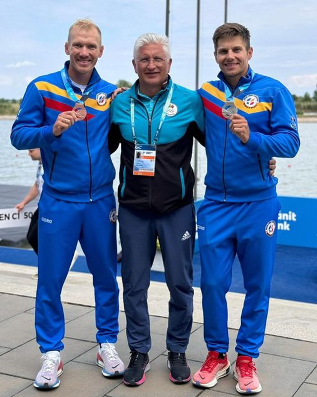 Dublă de argint și un bronz pentru canotorii din Republica Moldova, la Cupa Mondială din Ungaria