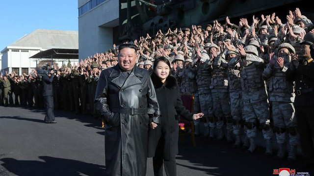Nord-coreenii, obligați să-i jure credință lui Kim Jong Un de ziua dictatorului