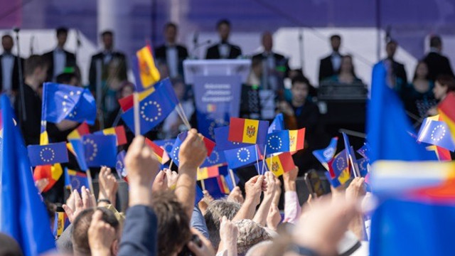 „La mulți ani, Europa! Te așteptăm în fiecare casă!”, transmite viceprim-ministra pentru Integrare Europeană, Cristina Gherasimov, cu prilejul Zilei Europei