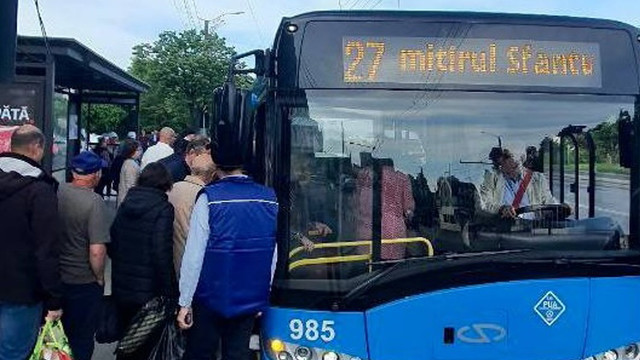 Circa 60 de autobuze vor circula astăzi gratuit spre cimitirul Sfântul Lazăr