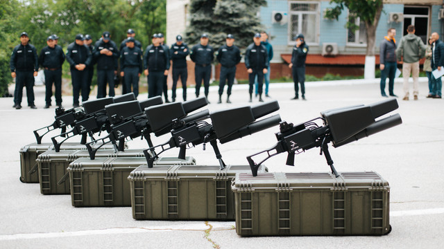 Poliția de Frontieră a primit un lot de antidrone în valoare de 289 mii euro
