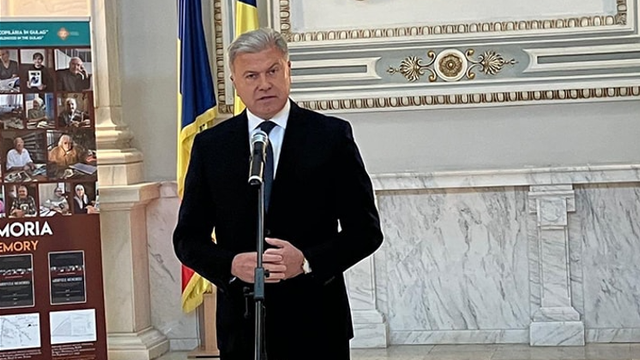 FOTO | Expoziția ''Copilăria în Gulag'', vernisată la Senatul României. Ambasadorul Victor Chirilă: „Să nu uităm tragedia basarabenilor deportați”