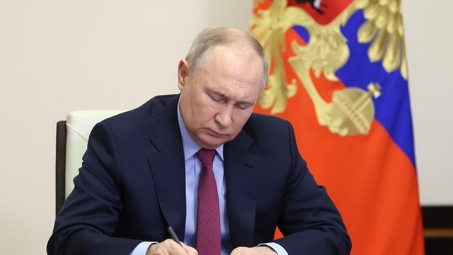Putin aprobă confiscarea activelor americane pentru a compensa daunele provocate de sancțiuni