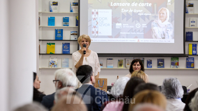 FOTO | Eveniment cultural de excepție, la Chișinău. Maria Mocanu și-a lansat volumul „Dor de izvor”, o colecție marcantă de interviuri cu personalități de pe ambele maluri ale Prutului