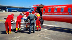 Un avion SMURD din România a adus în Republica Moldova un cetățean aflat în stare gravă