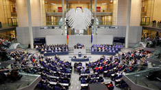 Tinerii din Republica Moldova pot aplica pentru burse oferite de Bundestagul Germaniei