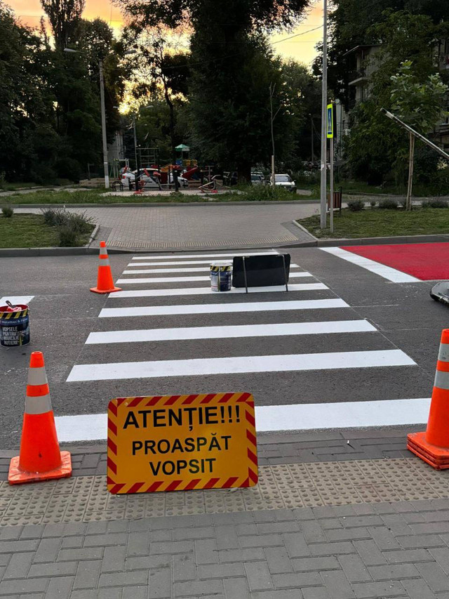 FOTO| În capitală va fi implementat un nou tip de marcaj rutier 