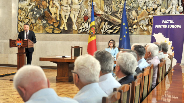 A fost semnat Pactul pentru Europa de către deputații primului Parlament al Rep. Moldova 
