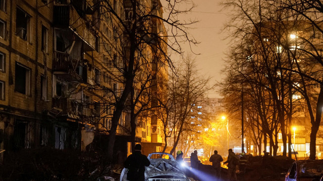 Atacuri ruse de anvergură cu drone și rachete au provocat distrugeri la Kiev, Odesa și în alte orașe din Ucraina