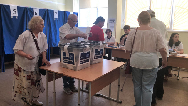 Câți cetățeni români au votat în Republica Moldova pentru alegerile europarlamentare din România, până  la ora 15:00