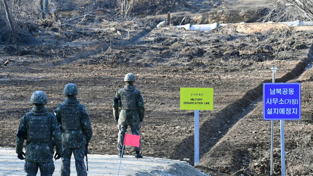 Incident în Zona Demilitarizată: Soldați nord-coreeni au trecut frontiera pentru scurt timp, iar Armata Coreei de Sud  a tras focuri de avertisment
