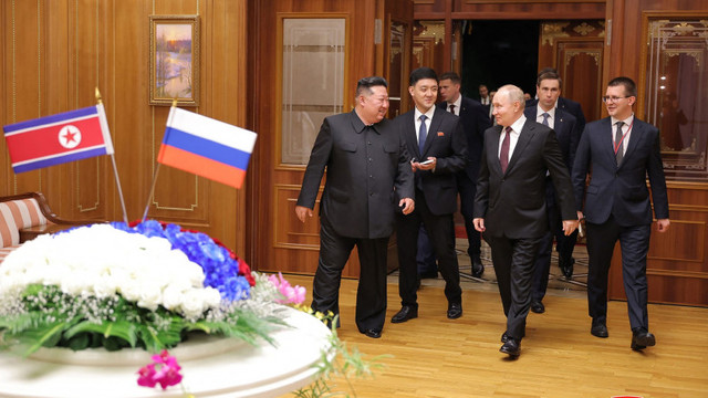 Summitul dictatorilor care îngrijorează Occidentul. Putin a ajuns în Coreea de Nord și s-a întâlnit cu Kim Jong-Un
