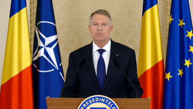 Klaus Iohannis, cu prilejul Zilei Drapelului Național: Astăzi, Drapelul Național flutură alături de steagurile aliaților și partenerilor, împreună cu care împărtășim valori și idealuri comune în misiuni internaționale, sub egida NATO, UE sau ONU