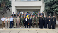 FOTO | Preoți de la Mitropolia Basarabiei au săvârșit ceremonialul religios la detașarea contingentului KFOR-21 în Kosovo