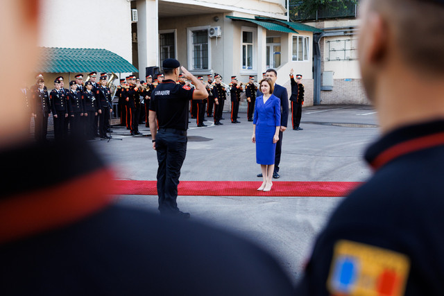 FOTO | Polițiști și carabinieri din R. Moldova vor merge la Jocurile Olimpice de la Paris ca să asigure ordinea publică 