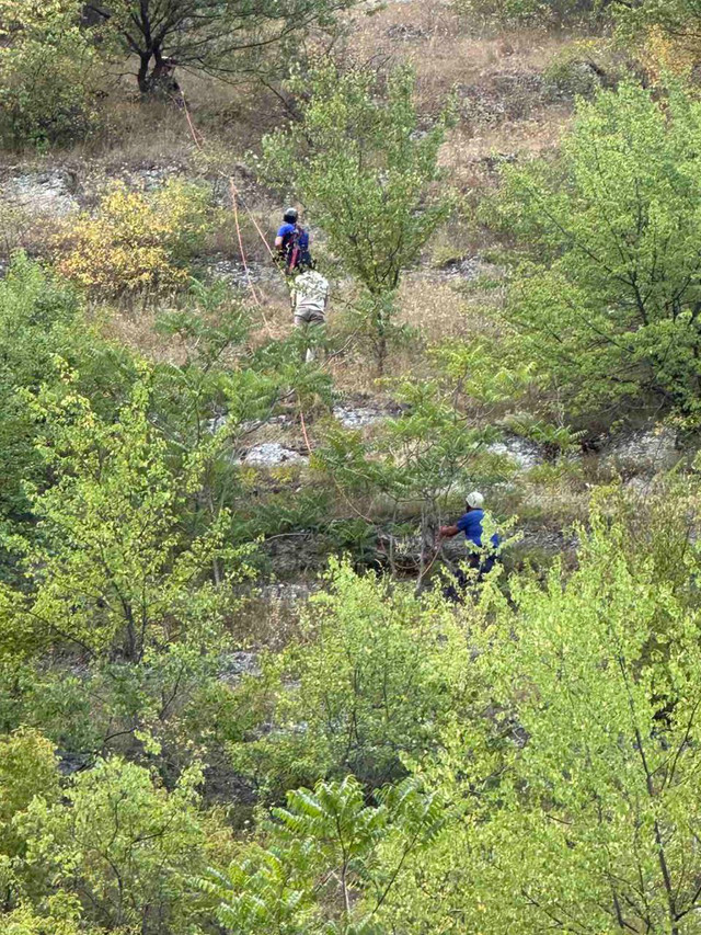 FOTO | Echipa IGSU a salvat un bărbat de la o înălțime de 100 de metri