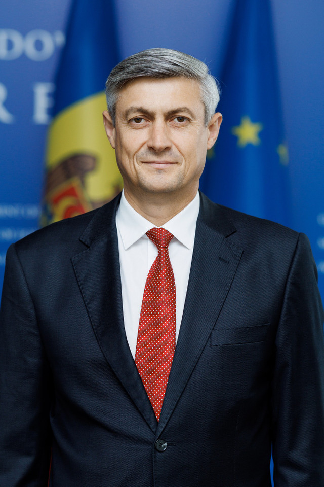 FOTO | Mihai Popșoi a prezentat candidaturile a șase ambasadori 