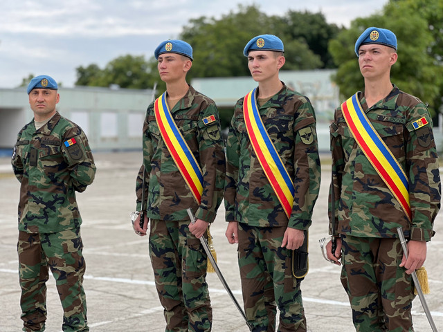 FOTO | Preoți de la Mitropolia Basarabiei au săvârșit ceremonialul religios la detașarea contingentului KFOR-21 în Kosovo