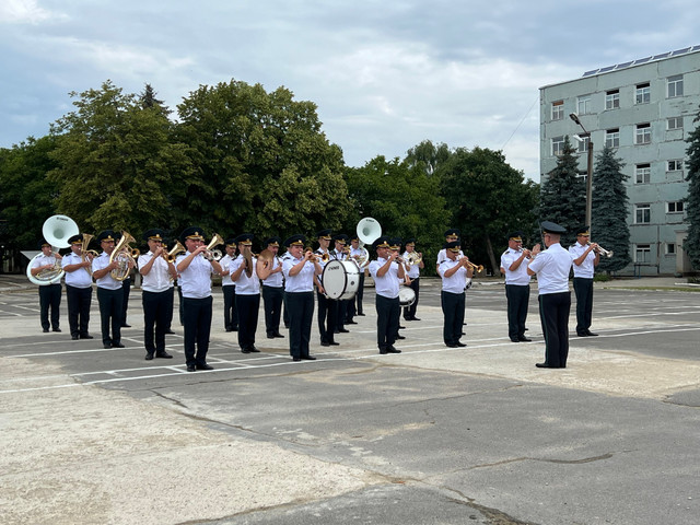 FOTO | Preoți de la Mitropolia Basarabiei au săvârșit ceremonialul religios la detașarea contingentului KFOR-21 în Kosovo