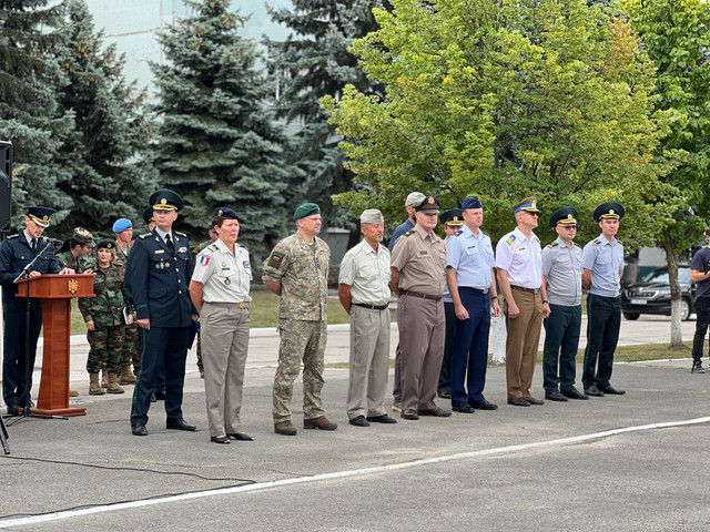 FOTO | Preoți de la Mitropolia Basarabiei au săvârșit ceremonialul religios la detașarea contingentului KFOR-21 în Kosovo