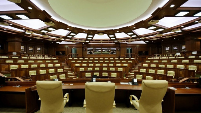 Parlamentul a adoptat 29 de inițiative legislative în luna iunie