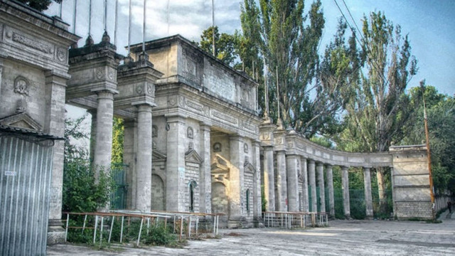 Guvernul a avizat ratificarea acordului de vânzare a terenului fostului Stadion Republican