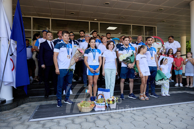 GALERIE FOTO | Lotul olimpic al Republicii Moldova a revenit de la Paris 