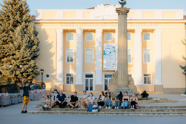 FOTO | Ziua Internațională a Tineretului a fost sărbătorită la Cahul
