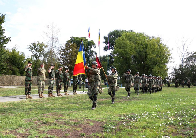 FOTO | Militarii din Republica Moldova participă alături de militarii Armatei Române și cei ai Statelor Unite la exercițiul „SCUTUL DE FOC 24”