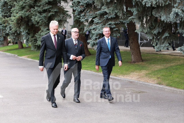 FOTO | Președinții Lituaniei, Estoniei și Letoniei au ajuns la Chișinău