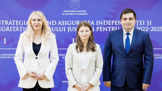 FOTO | Noua secretară generală a Ministerului Justiției și directorul adjunct al Agenției de Administrare a Instanțelor Judecătorești, au fost prezentați echipei 