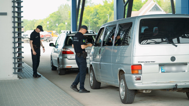 Se atestă trafic intens la Leușeni și Sculeni. Recomandările poliției de frontieră