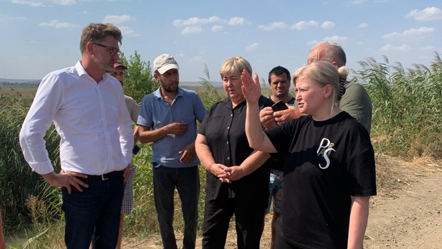 Ambasadorul României la Chișinău și ministrul Agriculturii al Republicii Moldova au discutat cu agricultorii din Cahul despre problemele pe care aceștia le întâmpină