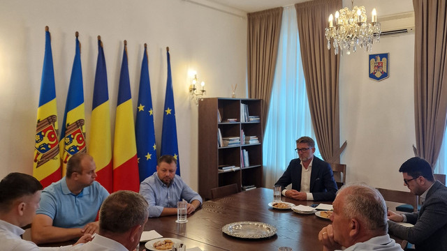 FOTO | Ambasadorul României la Chișinău a discutat cu reprezentanții de la Forța Fermierilor despre situația critică din agricultură 