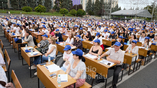 Minsiterul Educației anunță un număr record de participanți la Marea Dictare Națională