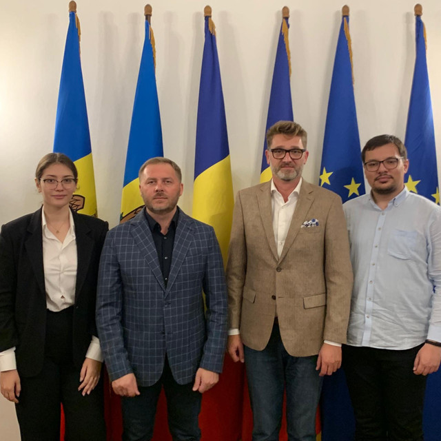 FOTO | Ambasadorul României la Chișinău s-a întâlnit cu directorul Congresului Național al Ucrainenilor din Moldova 