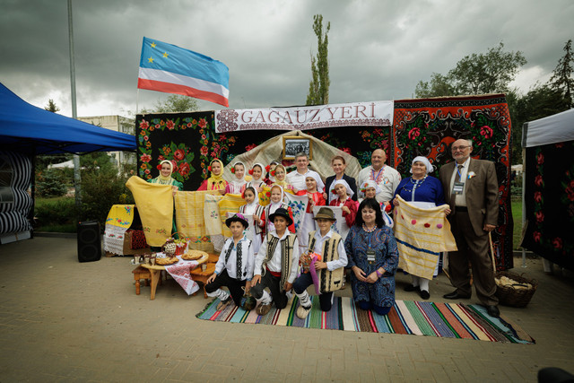 FOTO | Igor Grosu, la Festivalul „Etno Fest” din Taraclia: „Vrem să construim o societate incluzivă și puternică, care protejează tradițiile comunităților”