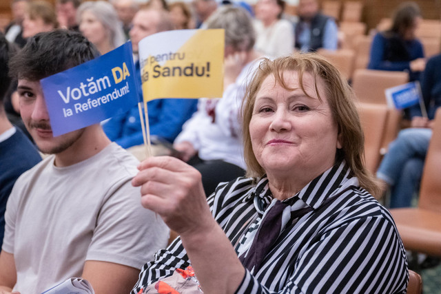 ELECTORALA 2024 | FOTO. Maia Sandu s-a întâlnit cu cetățeni ai Republicii Moldova stabiliți în Italia: „Conaționalii noștri din diasporă sunt Republica Moldova”