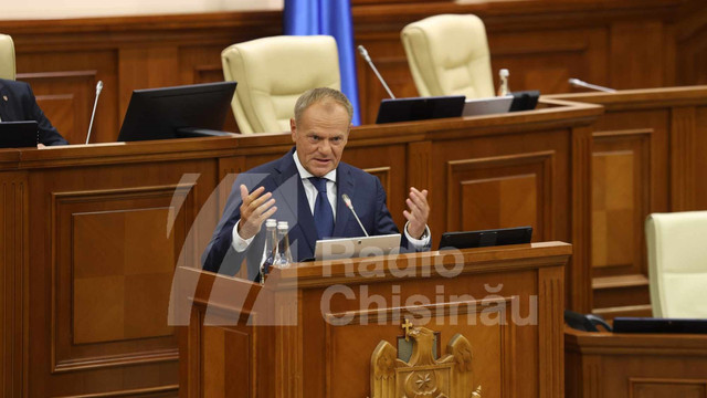 Donald Tusk, discurs în Parlamentul Republicii Moldova: „Veți putea conta întotdeauna pe Polonia, doar dacă veți exprima dorința de a continua acest proces istoric de integrare în UE”