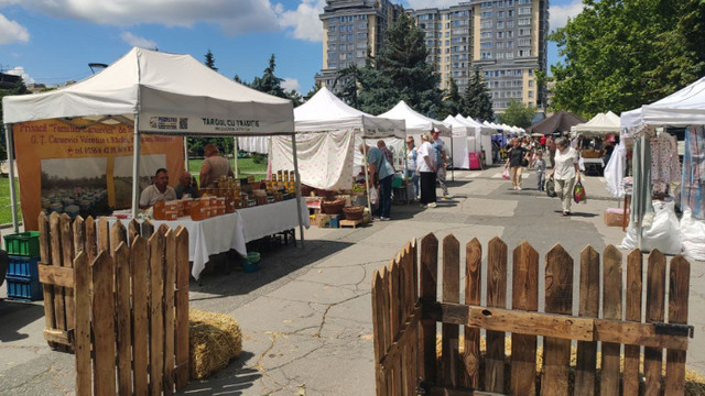 FOTO | Iarmaroace și târguri cu produse autohtone, organizate în acest weekend în Chișinău