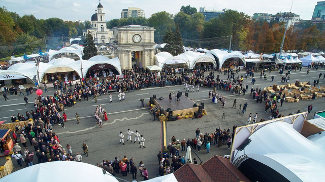 Vinificatorii vor participa într-un număr record la Ziua Națională a Vinului din acest an 