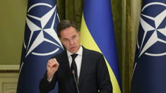 Mark Rutte, la Kiev: „Ucraina trebuie să aibă posibilitatea de a lansa lovituri la distanțe lungi asupra Rusiei cu muniții occidentale”