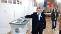 LIVE | Alegeri Prezidențiale și Referendum 2024: Exercitarea votului de către președintele Parlamentului Republicii Moldova, Igor Grosu