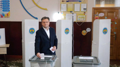 LIVE | Alegeri Prezidențiale și Referendum 2024: Exercitarea votului de către prim-ministrul Republicii Moldova, Dorin Recean
