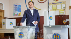 LIVE | Alegeri Prezidențiale și Referendum 2024: Exercitarea votului de către prim-ministrul Republicii Moldova, Dorin Recean
