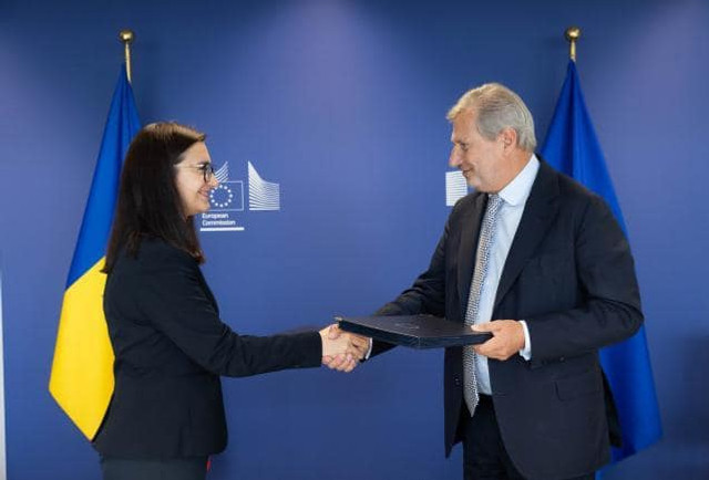 Experți din R. Moldova vor putea participa la programele NEPT și SNE, grație acordului semnat de Cristina Gherasimov și Comisarul european pentru buget și administrație